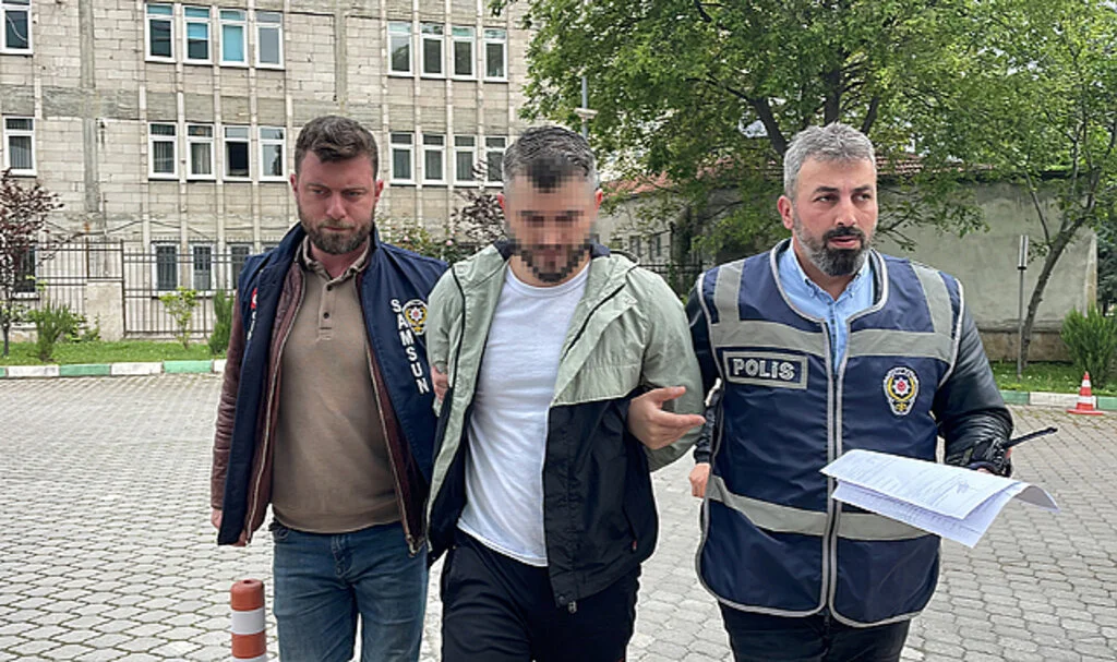Samsun'daki Cinayetle İlgili Yakalanan 2 Zanlıdan Biri Tutuklandı