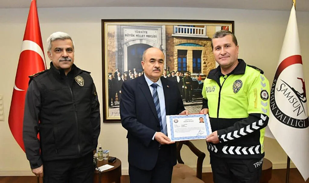 Samsun Valisi Dağlı'dan Kolluk Kuvvetlerine Başarı Belgesi