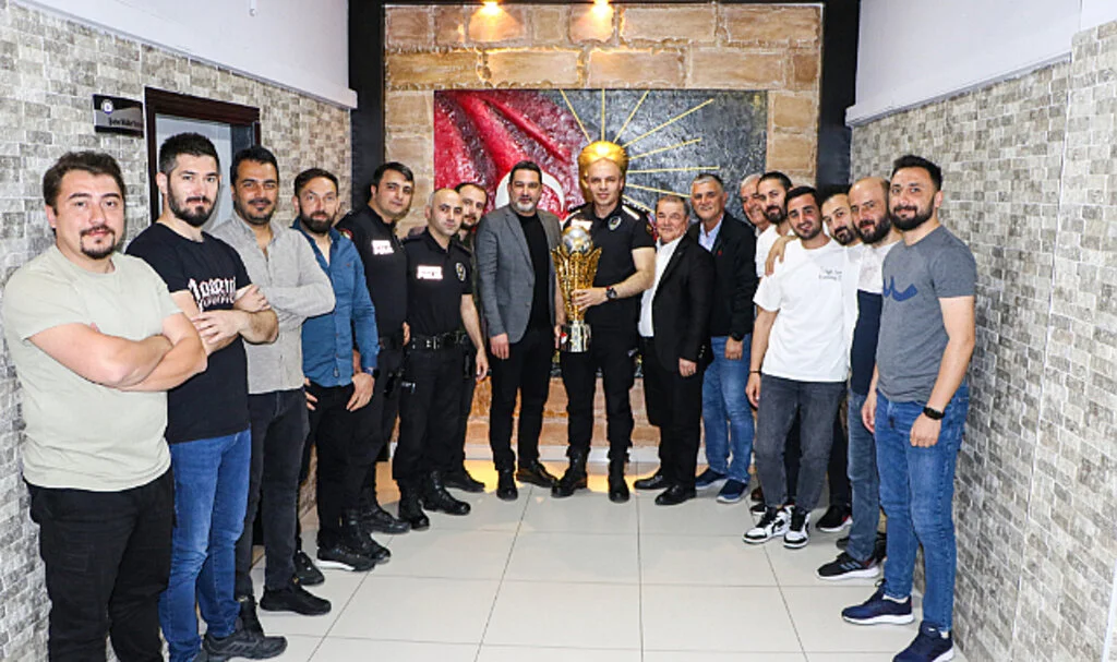 Samsunspor'dan güvenlik şubeye ziyaret