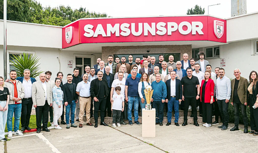 Samsunspor, sponsorları ve iş ortakları ile yemekte buluştu