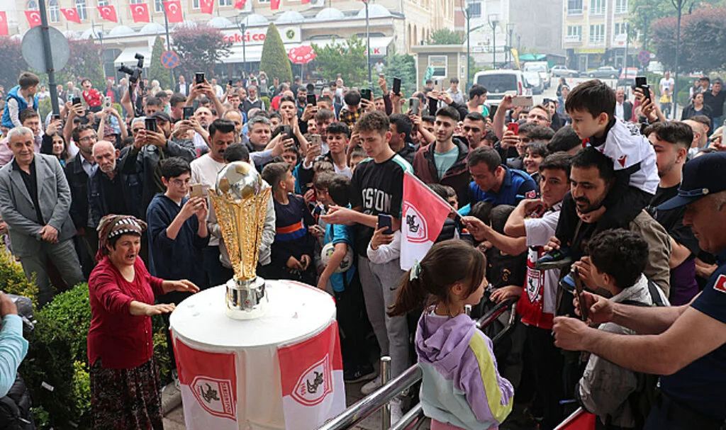 Samsunspor'un Şampiyonluk Kupası Havzalı Taraftarlarla Buluştu