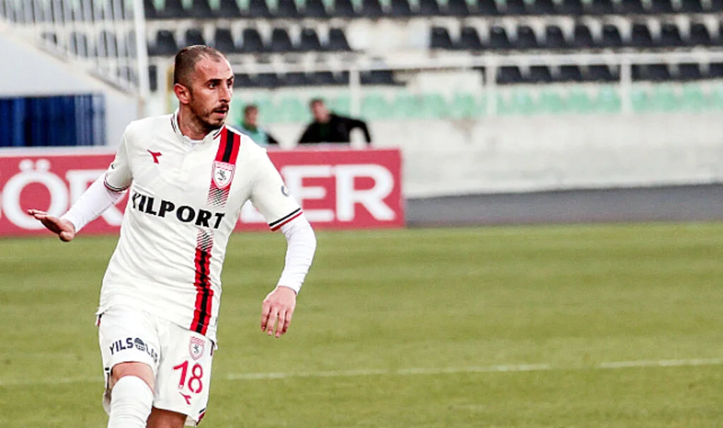 Samsunspor'un vazgeçilmezi Zeki Yavru