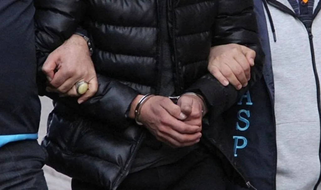 Siirt'te Örnek Oy Pusulasıyla Seçmenleri YSP'ye Yönlendiren 5 Kişi Gözaltına Alındı