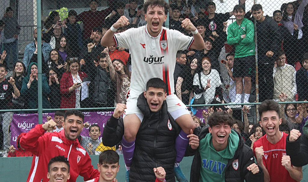Uğur Okulları Türkiye Şampiyonasında Finale Kaldı