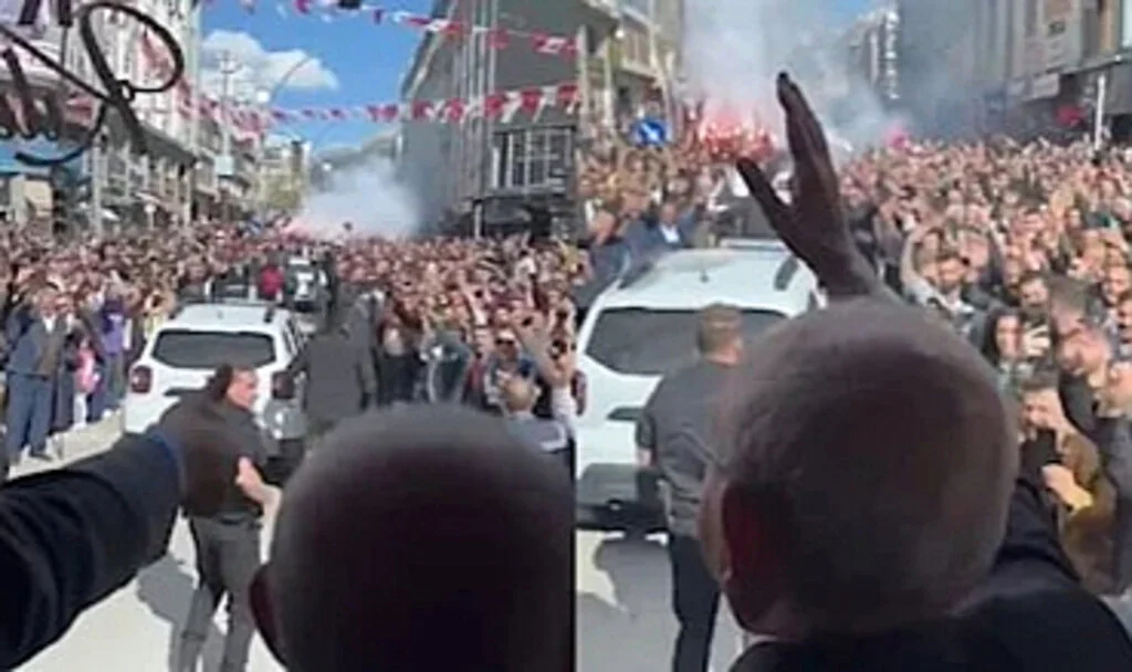 Van’da Kılıçdaroğlu İzdihamı