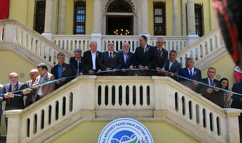 133 Yıllık Konak Halk Eğitim Merkezi Oldu