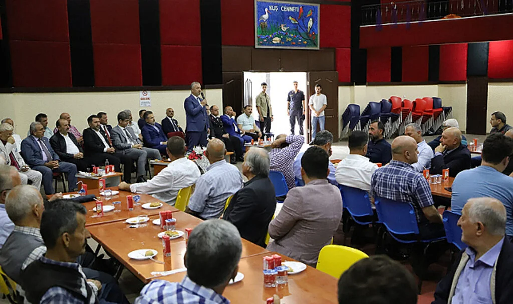 19 Mayıs'ta Kurban Bayramı Dolayısıyla Bayramlaşma Programı Düzenlendi