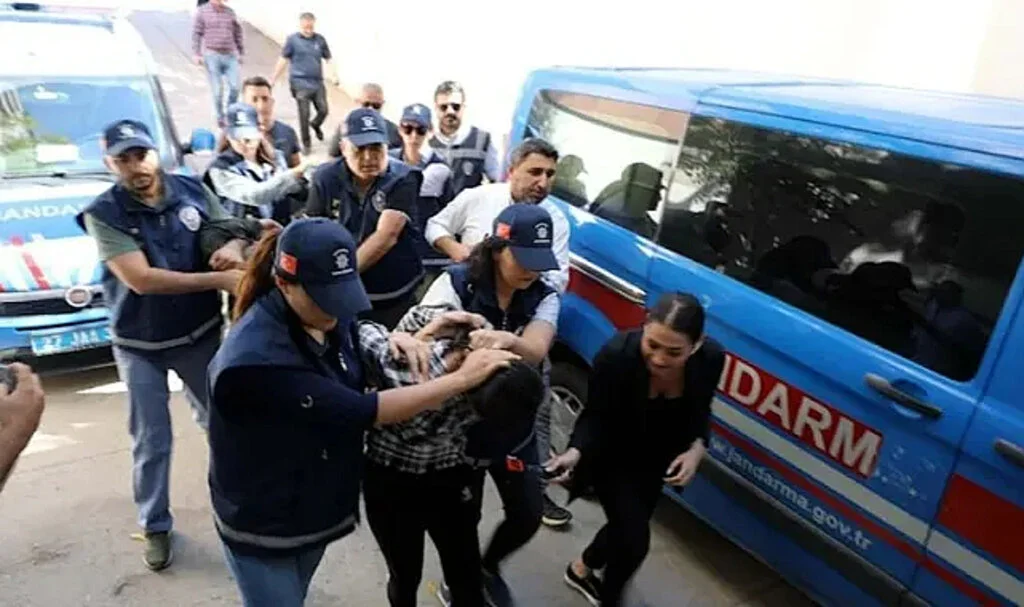 3 Yaşındaki Çocuk Dondurucuda Ölü Bulunmuştu: Annesi De Taşımış