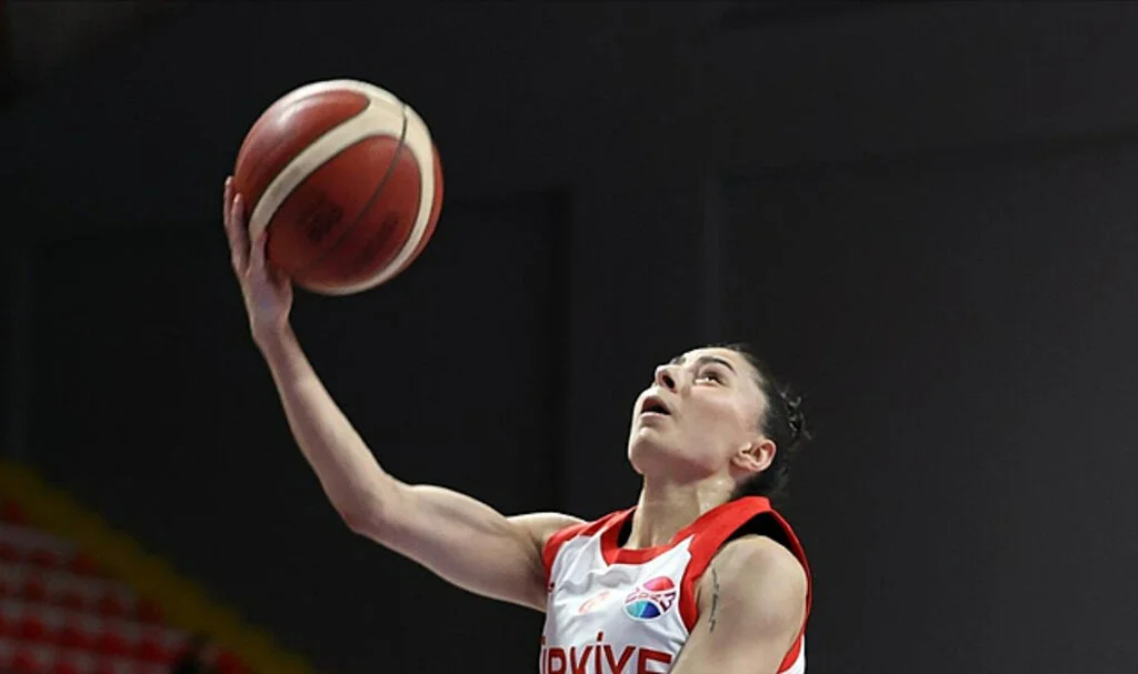 A Milli Kadın Basketbol Takımı, Macaristan'ı 69-68 Mağlup Etti