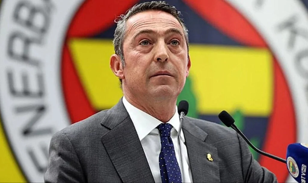 Ali Koç'un Görüşeceği 2 Teknik Direktörü Duyan Fenerbahçeliler Çıldırdı! Tepkiler Gittikçe Büyüyor