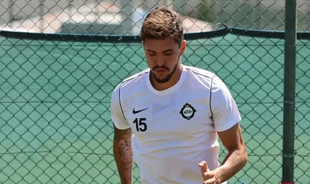 Altay’a Kutay Yokuşlu’dan İhtarname