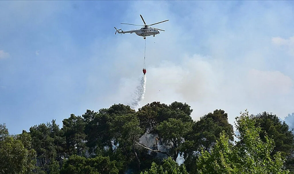 Antalya'da Çıkan Orman Yangını Kontrol Altına Alındı