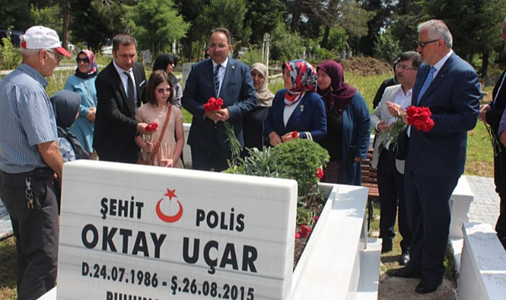 Bafra'da arife gününde şehitler dualarla anıldı