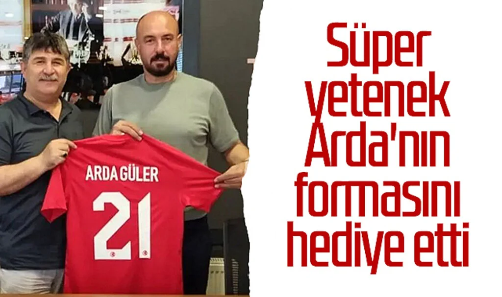 Başkan Hasan Togar'a süper yetenek Arda'nın formasını hediye etti