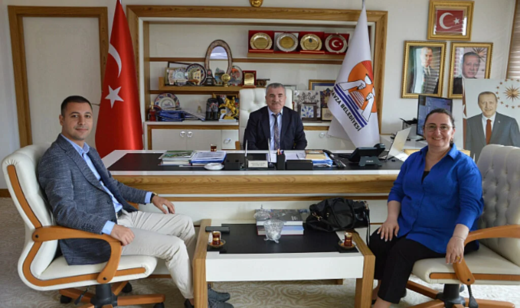 Başkan Özdemir'in Sürpriz Misafiri 
