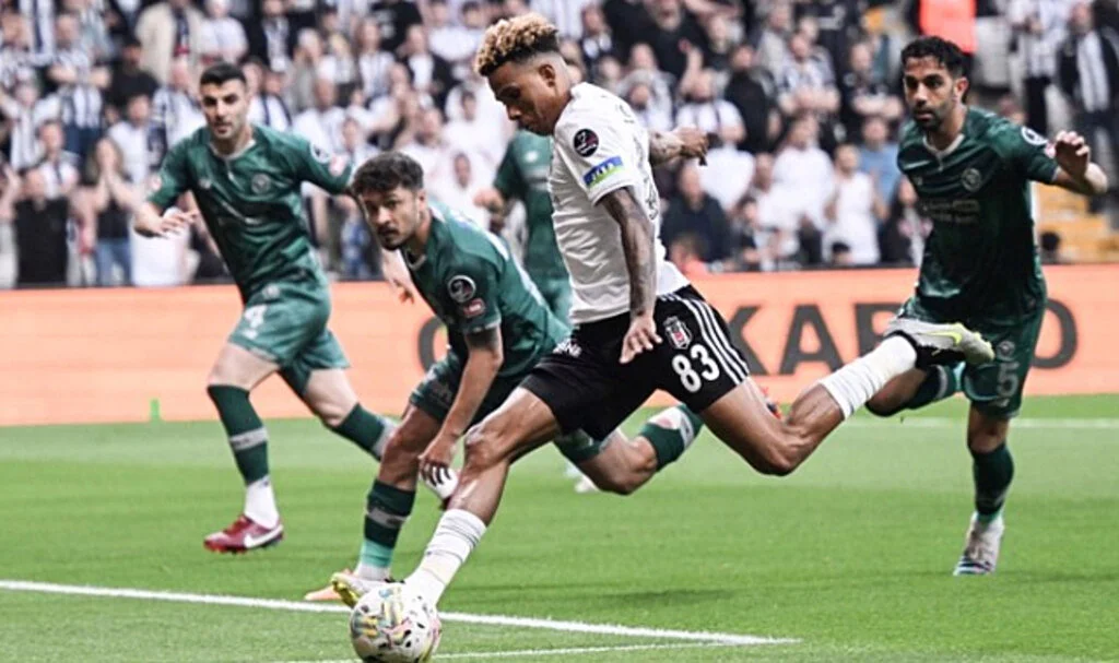 Beşiktaş üçüncü bitirdi