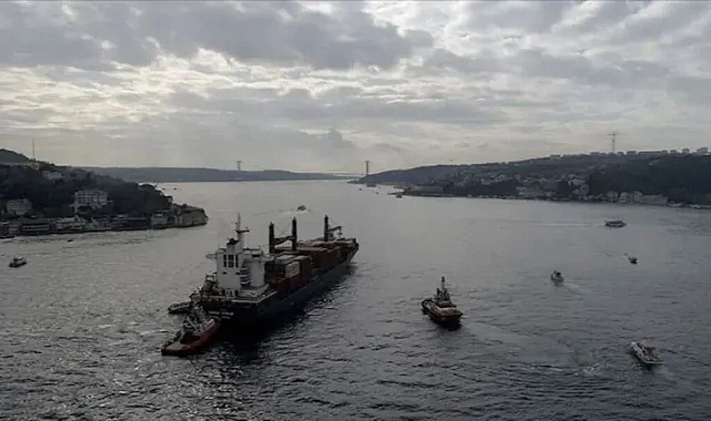 Boğazlardan Gemi Geçişinde Zamlı Tarife Yarın Başlıyor