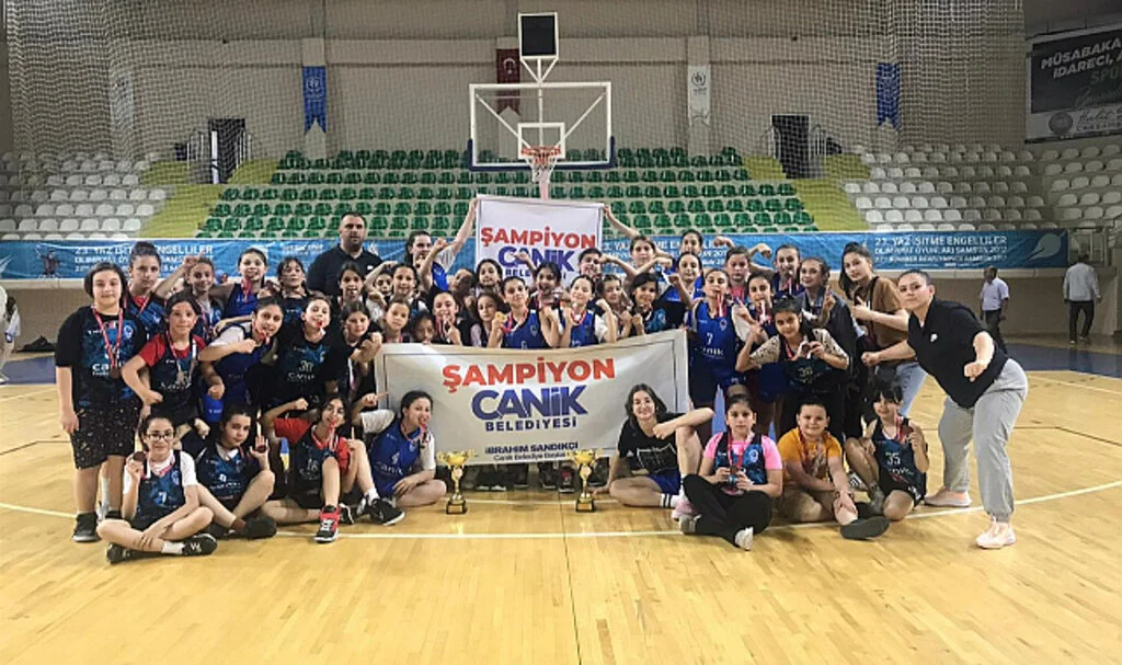 Canik Belediyespor Sezona Damga Vurdu