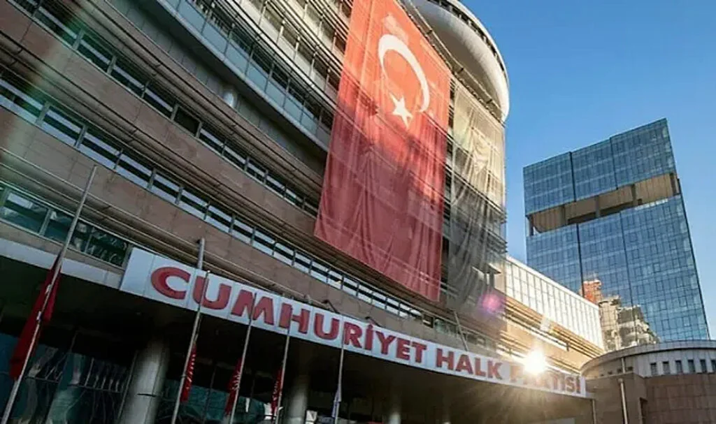 CHP’de İstifa Kararı