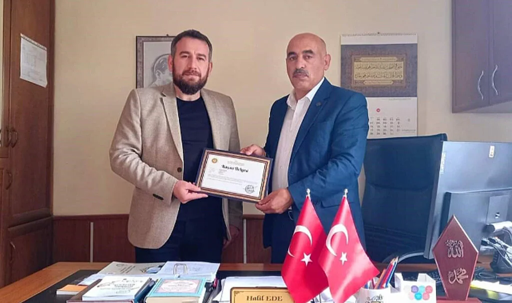 Deprem bölgesinde görev yapan din görevlilerine 'başarı belgesi'