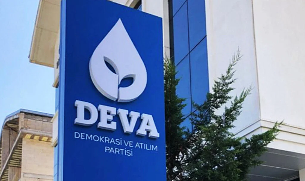 Deva'da İl Başkanları Görevlerine Dönüyor