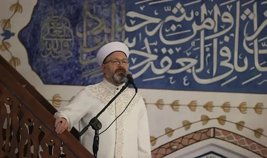 Diyanet’ten Teknoloji Karşıtı Hutbe