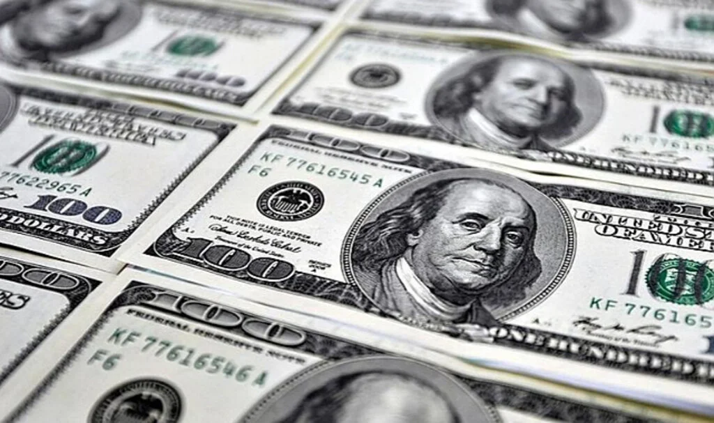 Dolarda 'Merkez' Dalgalanması: Dolar, Euro, Bist Güncel Fiyatları...