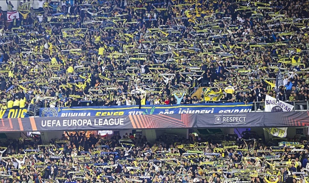 Fenerbahçe'de kombine fiyatları belirlendi