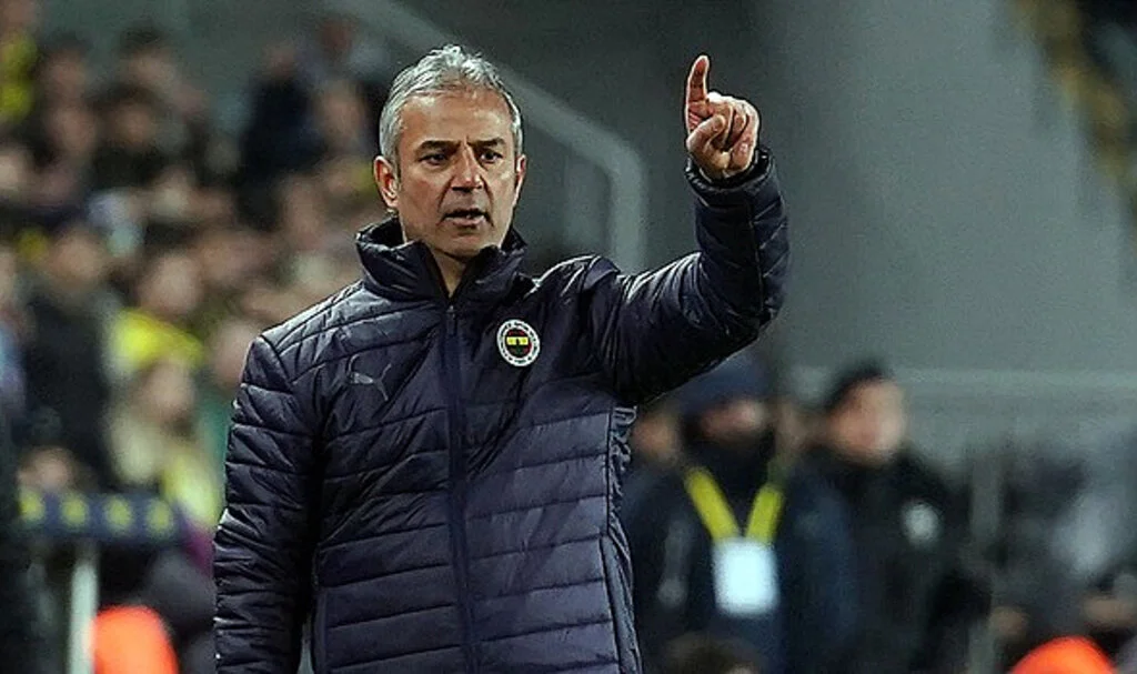 Fenerbahçe'de üçüncü İsmail Kartal dönemi başlıyor