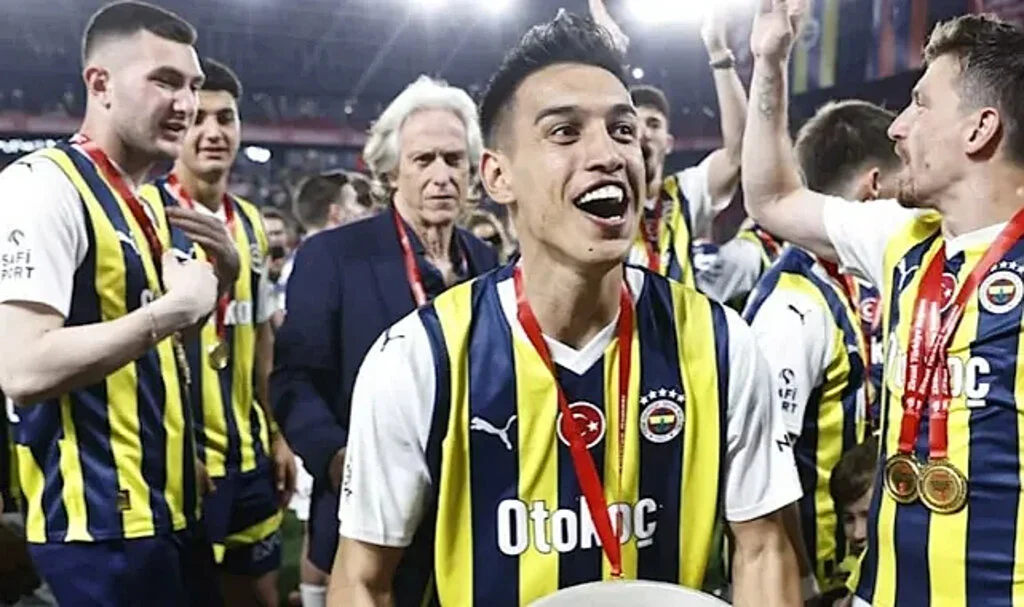 Fenerbahçe, İrfan Can Eğribayat’ın Satın Alma Opsiyonunu Kullandı