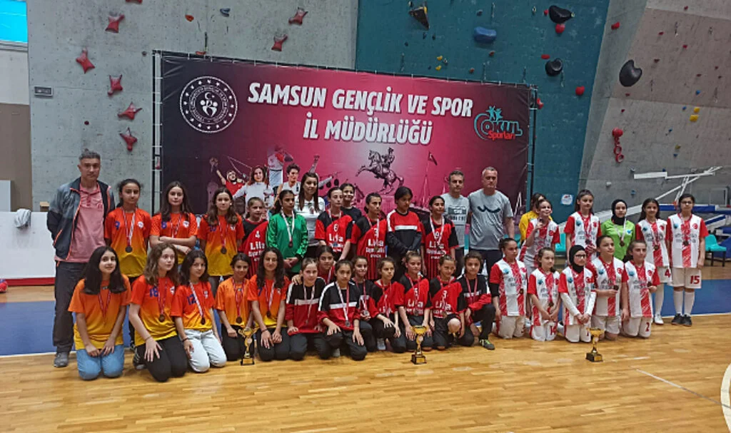 Futsal'da Şampiyonlar Belirlendi