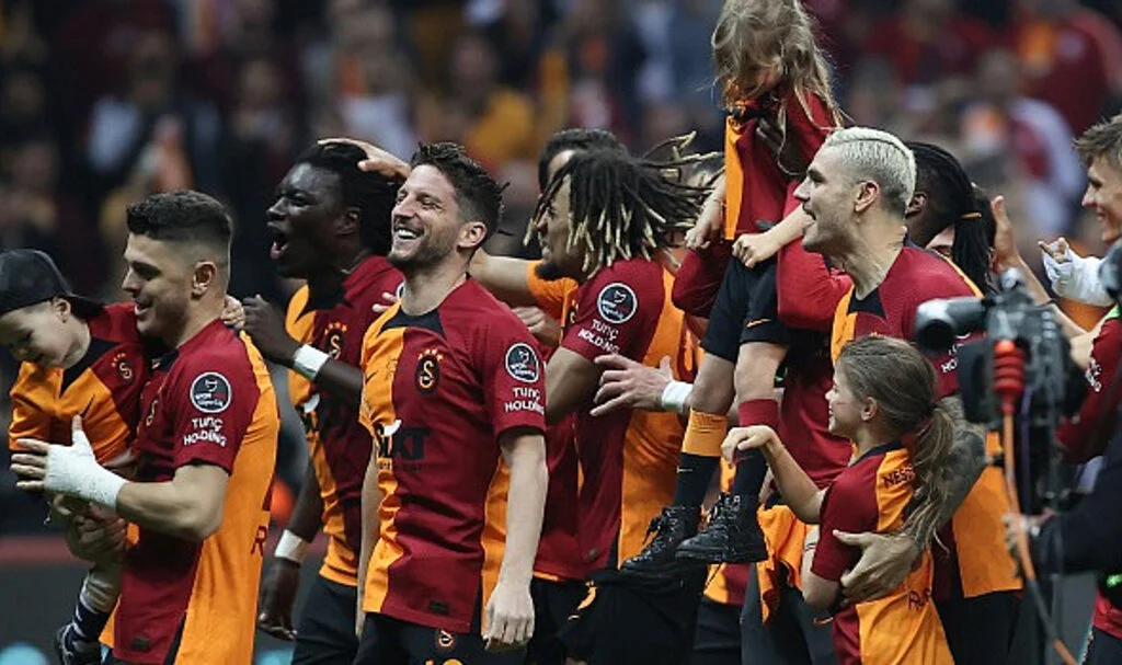 Galatasaraylı oyunculara ilgi artıyor