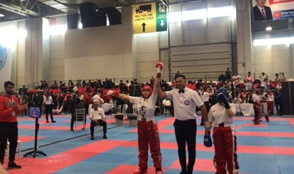 Gizem Bengi Asarcık'ın Gururu Oldu