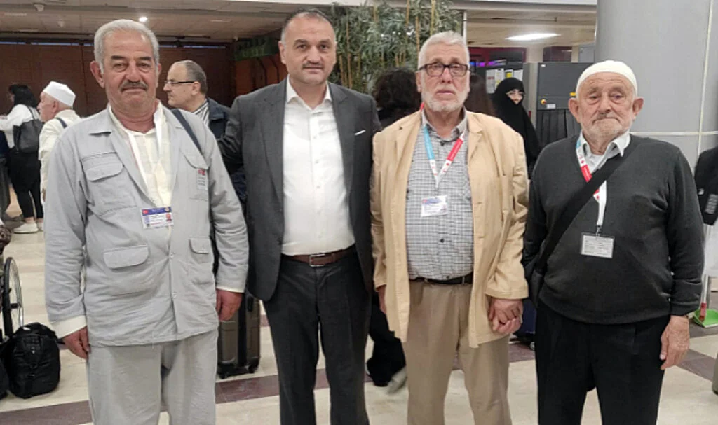 Halil Akgül: 'Kabe'ye Ulaşınca Bizleri Unutmayın'