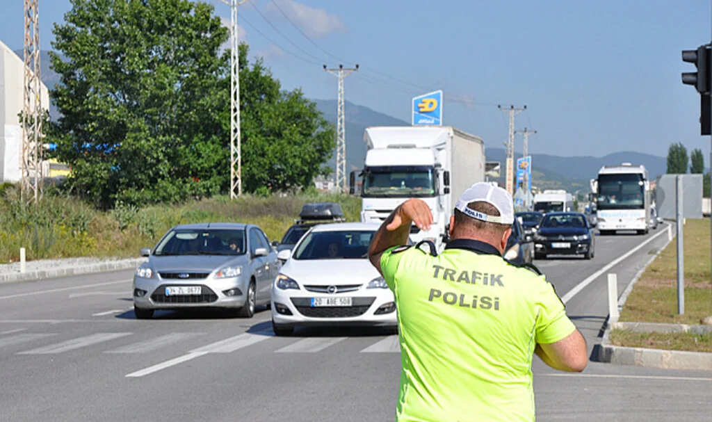 İstanbul-Samsun Kara Yolunda Bayram Trafiği