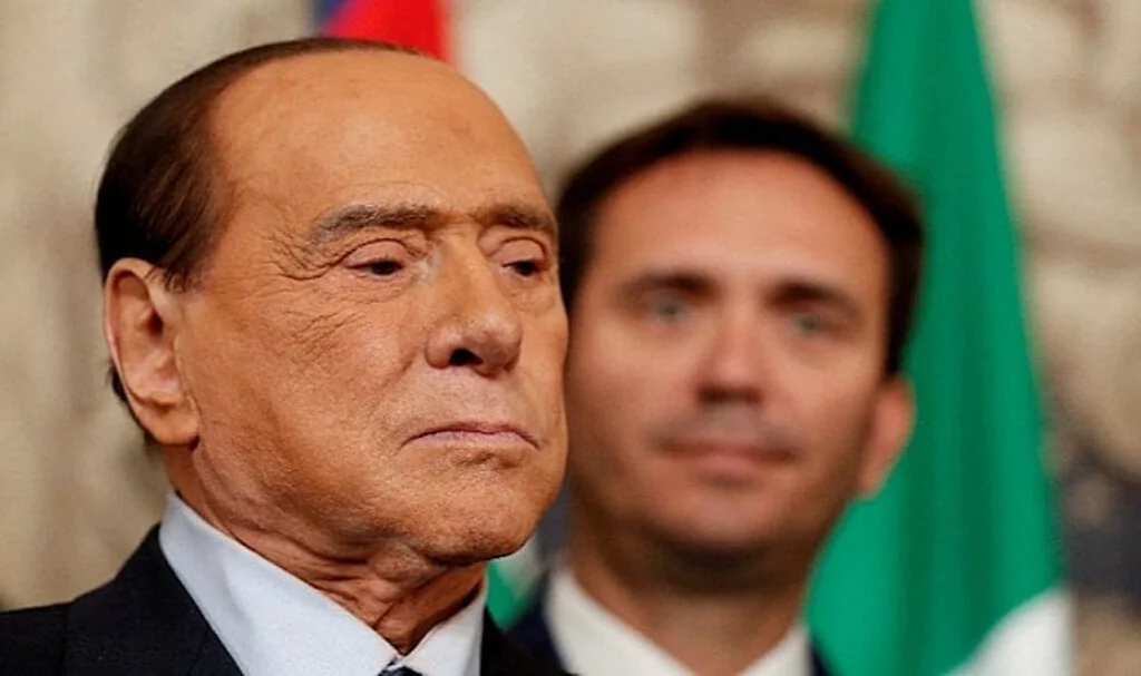 İtalya’nın Eski Başbakanlarından Berlusconi Yaşamını Yitirdi