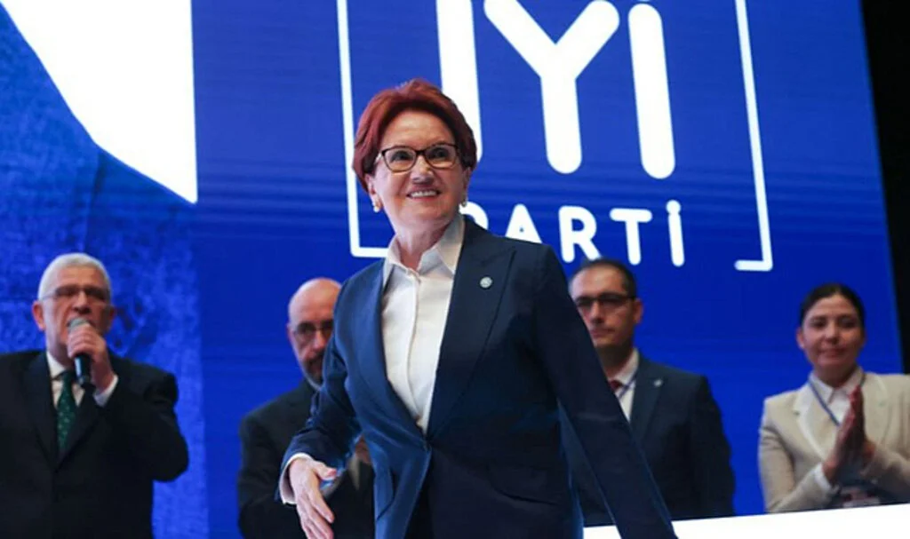 İYİ Parti'de Yeni Başkanlık Divanı Oluşuyor