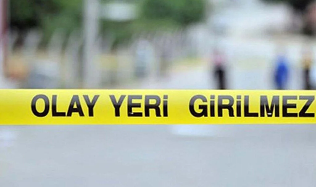 İzmir'de bir evde derin dondurucu içerisinde 3 ceset bulundu