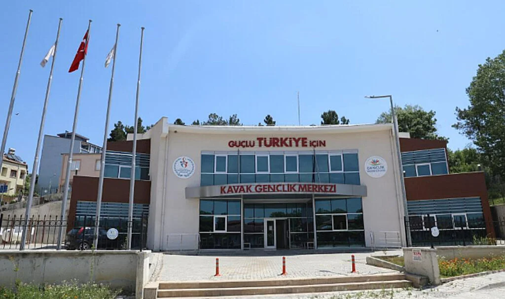 Kavak Gençlik Merkezi'nde Yaz Dönemi Kayıtları Başladı