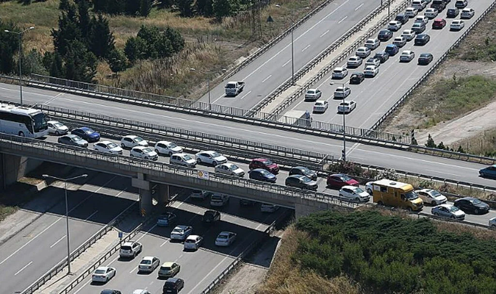 Kurban Bayramı Tatilinde KGM Sorumluluğundaki Köprü ve Otoyollar Ücretsiz Olacak