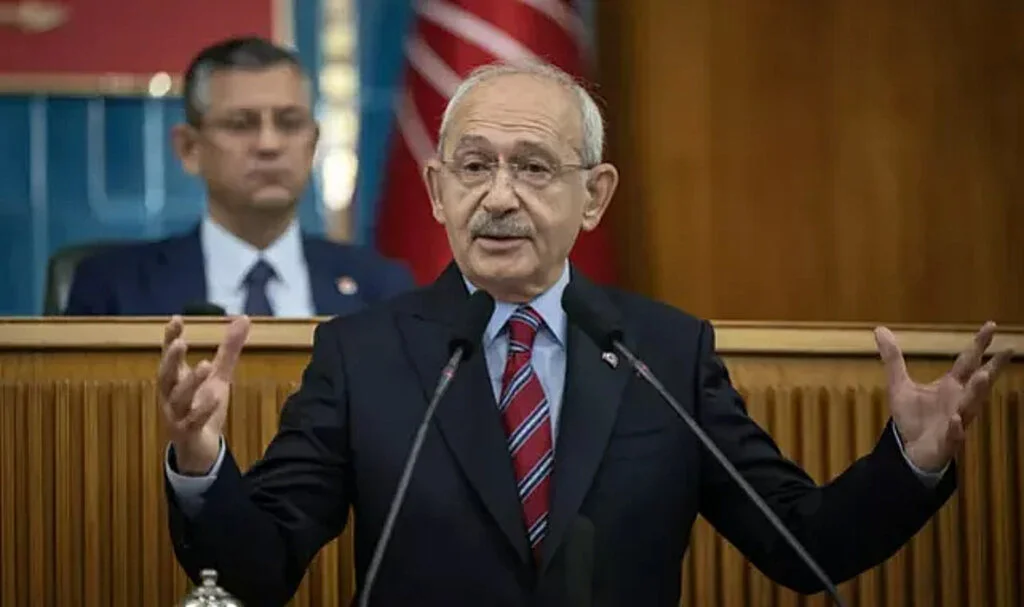 Meclis'te Konuşmasına Başlayan Kılıçdaroğlu'na Bağırarak Sordu: CHP Grup Toplantısında Dikkat Çeken Anlar! "Neden Kaybettin?"