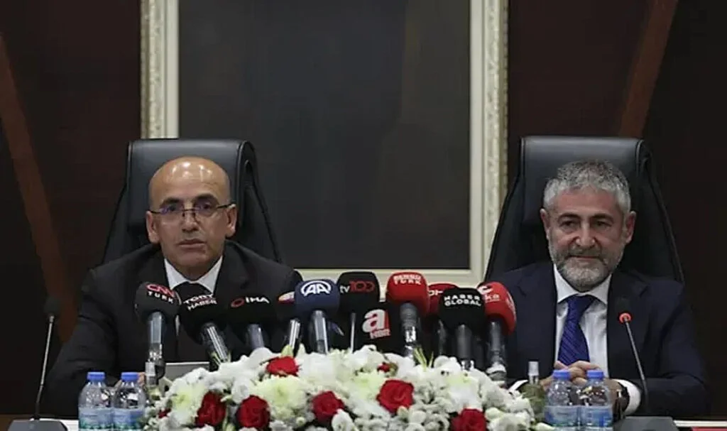 ‘Mehmet Şimşek’e 40 Milyon Dolar Verildi’ İddiası Yalanlandı