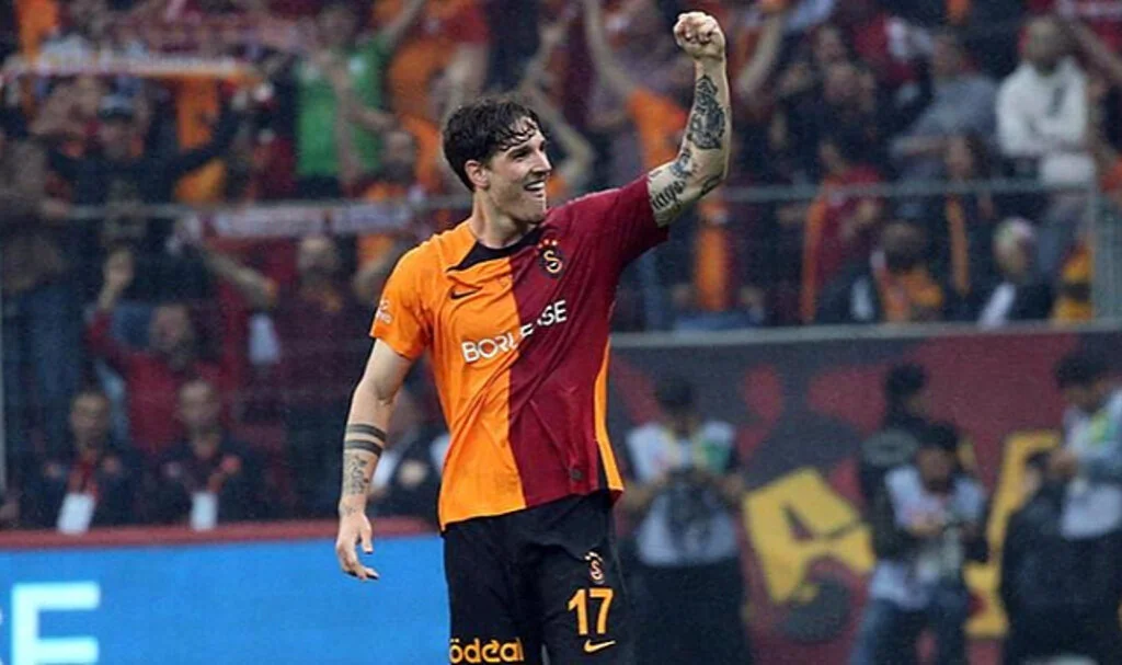 Nicolo Zaniolo, Fenerbahçe derbisine damga vurdu! Şov yaptı, kırmızı kartta başrol oynadı