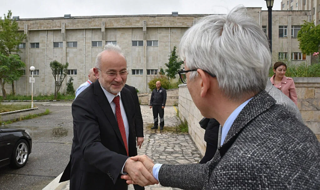 Rektör Ünal'dan Güven'e Başarı Dileği 