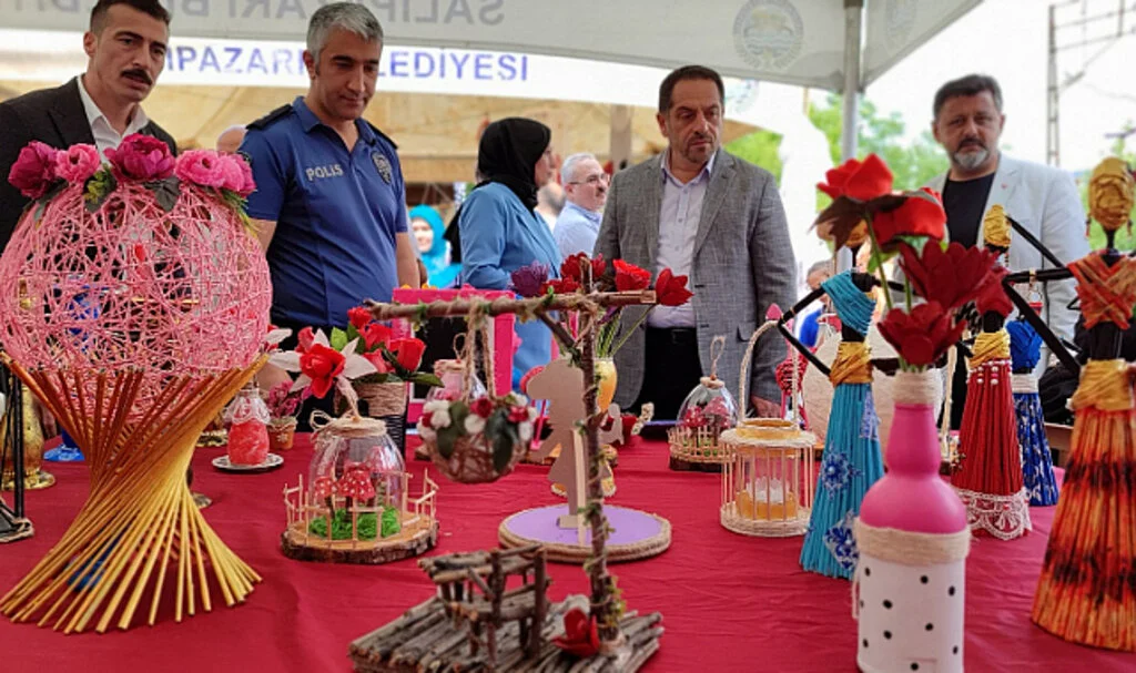 Salıpazarı HEM'den Yıl Sonu Sergisi