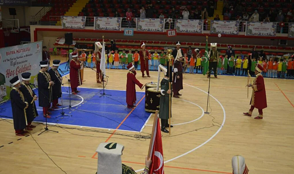 Samsun'da 4-6 yaş Kur'an Kurslarının 10. Yılına Mehterli Kutlama