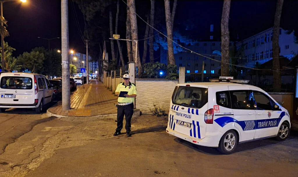 Samsun'da Hafif Ticaret Aracın Çarptığı Bisikletli Çocuk Yaralandı