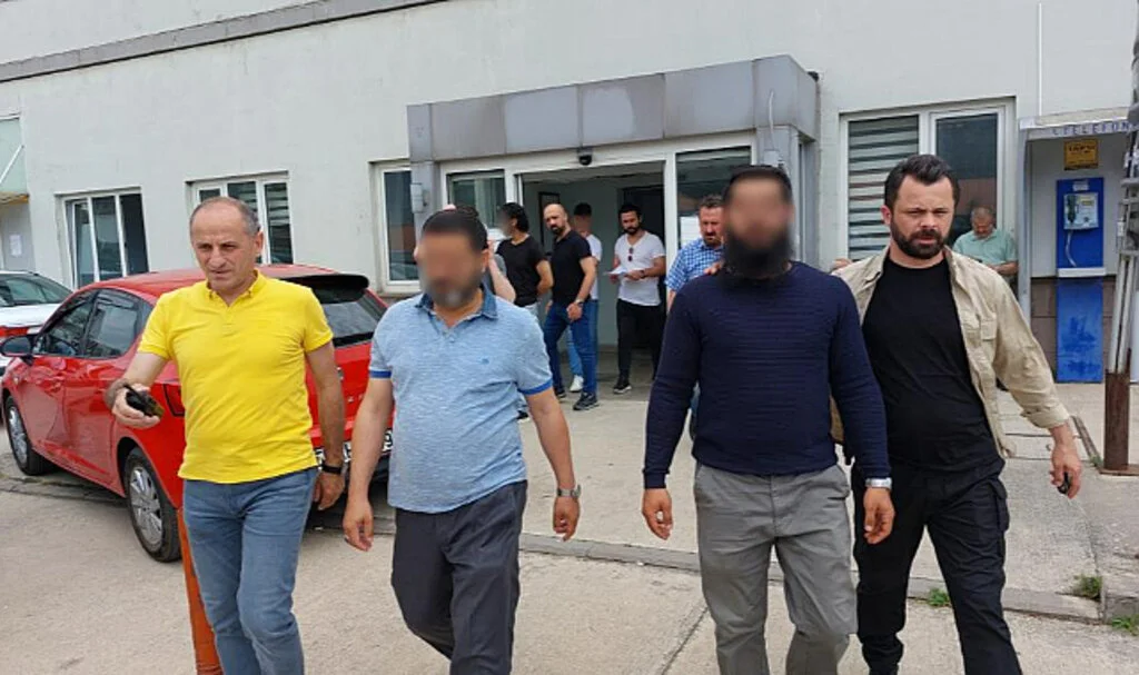 Samsun'da İnşaat İşçilerinin Sıra Kavgası: 4 Yaralı
