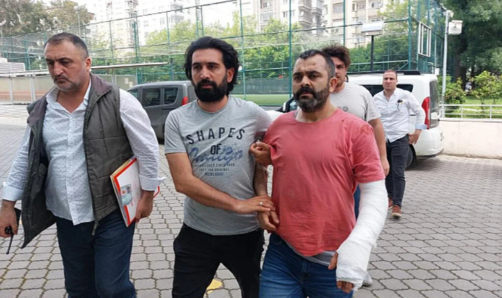 Samsun'da Olay Anı Kameraya Yansıyan Kavgada Bir Kişiyi Öldüren Taksici Adliyeye Sevk Edildi