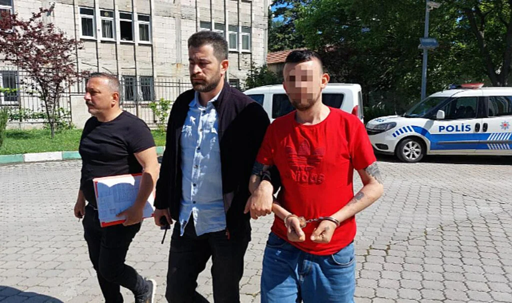 Samsun'da Otel Kurşunlayıp Bir Kişiyi Silahla Yaralayan Şahıs Tutuklandı